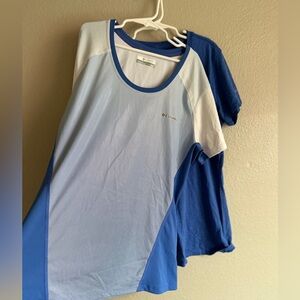 Columbia size medium adult woman two-pack shirts